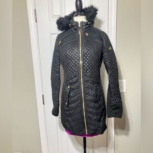EUC Michael Kors Black Quilted Puffer Coat with faux  Fur Trim